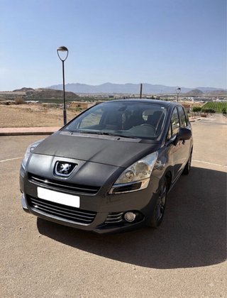 Peugeot 5008 2010