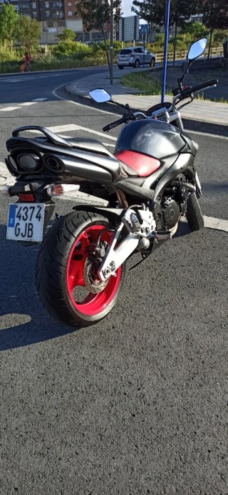 Suzuki GSR 600cc limitada A1