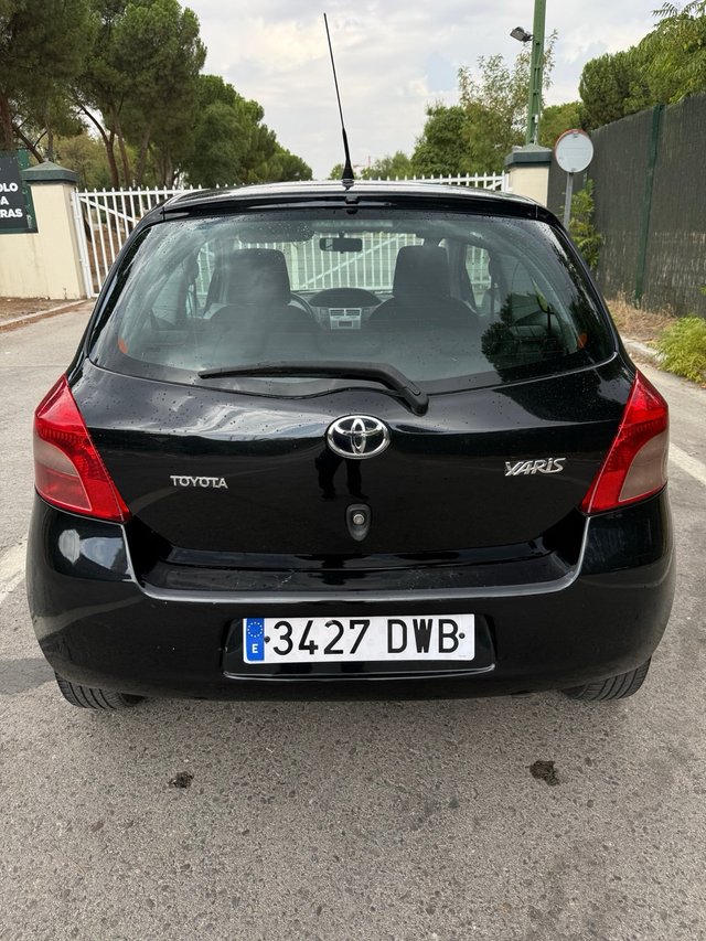 Toyota Yaris 1.3 VVT-i 87 Blue 3p