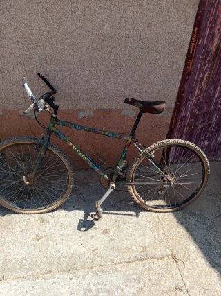 Lote de 4 bicicletas de montaña