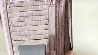 Bandolera lila efecto piel cocodrilo