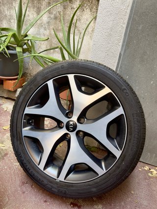 Llantas Kia Sportage 19” Bitono + Neumáticos