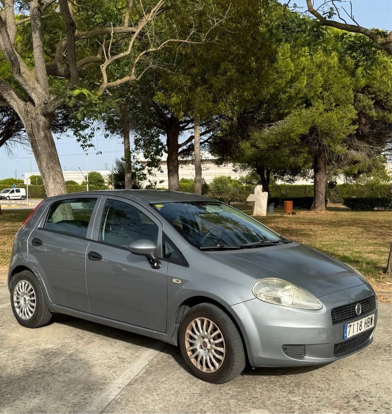 FIAT Punto 2011 - foto 1