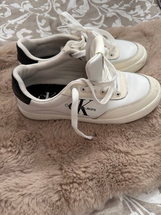 Zapatillas Calvin Klein Blancas y Beige