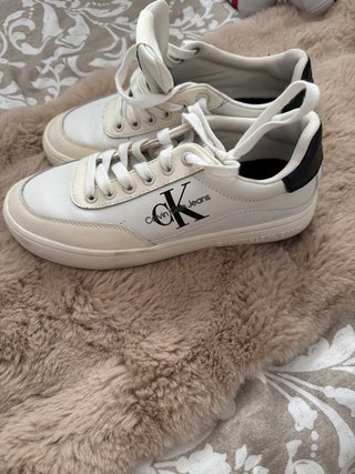 Zapatillas Calvin Klein Blancas y Beige