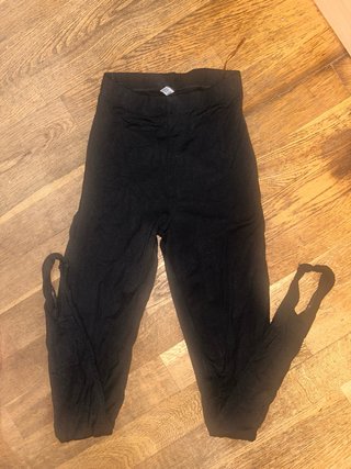 Leggings negros con tiras