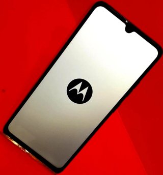 MOTOROLA MOTO G06 256GB 8GB COMO NUEVO