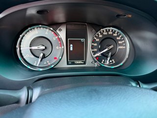 TOYOTA Hilux 2.4 D4D Cabina Doble Gx plus