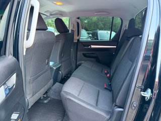 TOYOTA Hilux 2.4 D4D Cabina Doble Gx plus