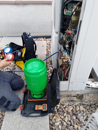 Carga Gas Aire Acondicionado 135€