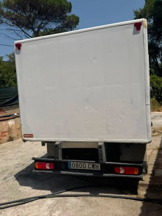 Nissan Cabstar 2004