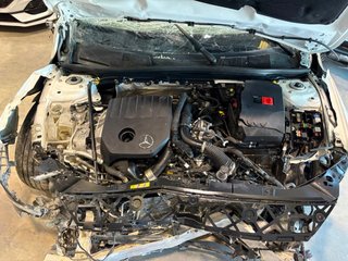 Mercedes-Benz Clase CLA 2024 ACCIDENTADO!