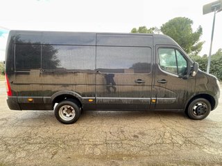 Nissan NV400 2019