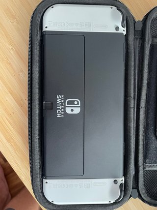 Nintendo Switch OLED Zuria/Blanca