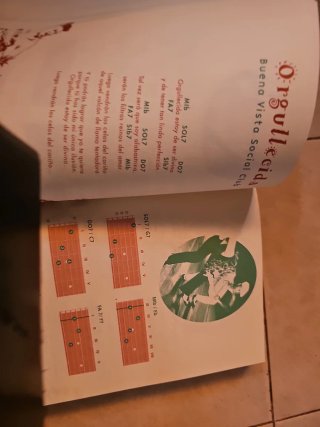 Libro 1000 Canciones Guitarra Latina