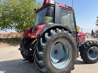 Tractor Case IH 4240 Pro