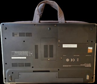Portátil Sony VAIO SVE1512U1ESI