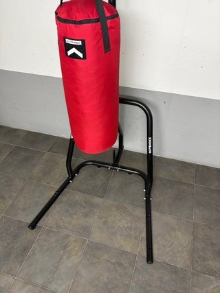 Saco de boxeo OUTSHOCK rojo