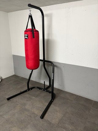 Saco de boxeo OUTSHOCK rojo