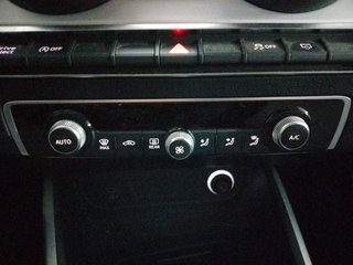 Audi Q2 design 35 TFSI 110 kW (150 CV) S tronic