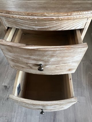 Mesita de noche de madera marca loaf (UK)
