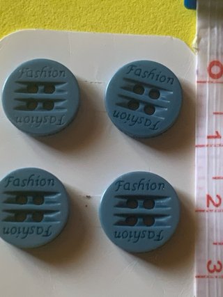 Lotto 100 Bottoni Assortiti per Creativi