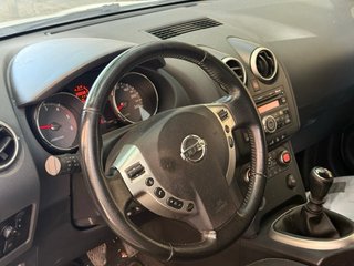 Nissan Qashqai+2 2010