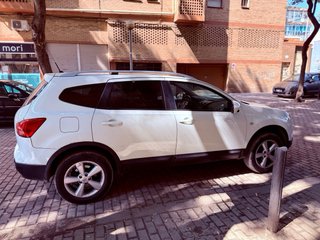 Nissan Qashqai+2 2010