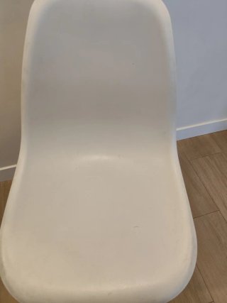2 Sillas Nórdicas Blancas estilo Ikea