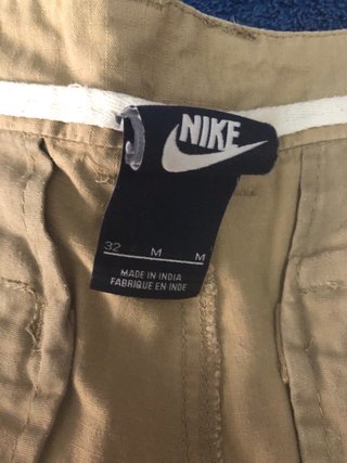 Bermudas Nike Beige