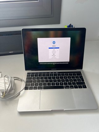 MacBook Pro 13' 2019 256GB Plata