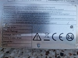 Estufa Sauna Metálica Plateada 8 kw sin uso.