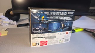 Little Nightmares 2 TV Edition Caja + Pegatinas