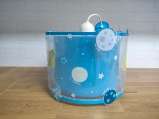 Lámpara mesilla y techo infantil espacial