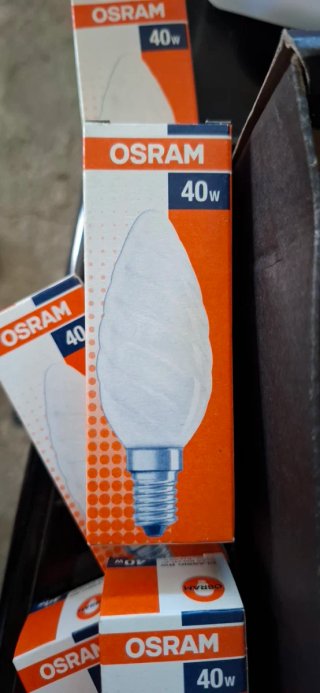 Lampadine assortite trasparenti e bianche