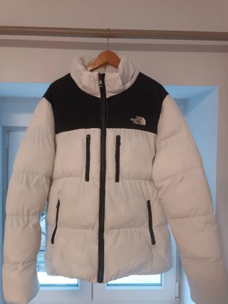 Cazadora The North Face Blanca y Negra