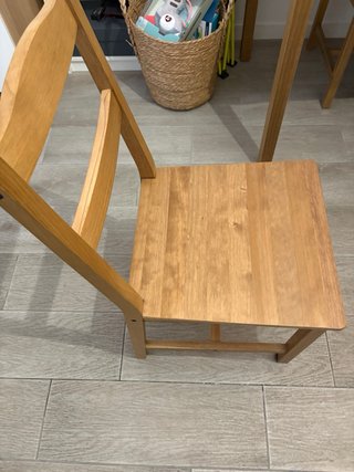 Mesa de cristal y madera con 4 sillas