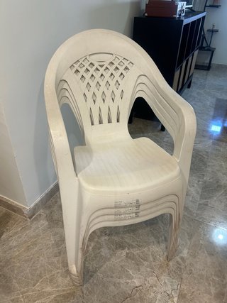 4 Sillas de Plástico Apilables Terraza