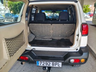 Nissan Terrano II 2002