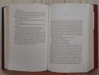 El tiempo entre costuras