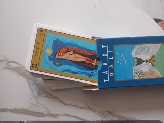 Tarot Dali - Caja de Cartas