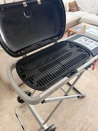 Barbacoa Weber Traveler Gas Negra
