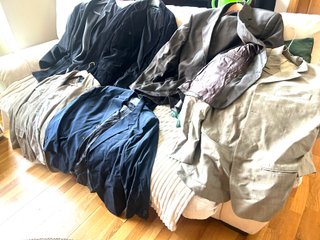 ULTIMA SEMANA. Lote 5 americanas y 1 traje Talla M
