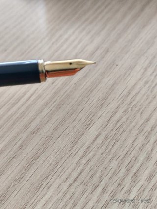 Sheaffer Targa 1005 Pluma Vintage 23K Estuche