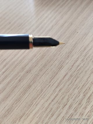 Sheaffer Targa 1005 Pluma Vintage 23K Estuche