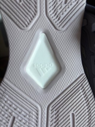 Zapatos Adidas Lila/Plata NUEVOS.