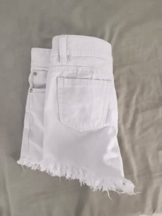 Shorts blancos niña