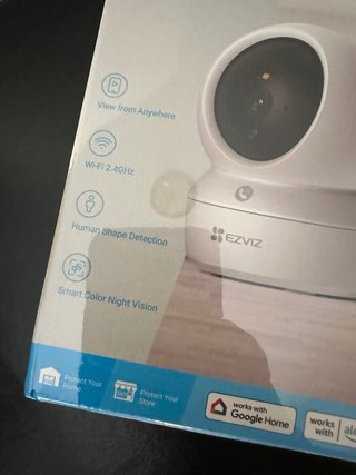 Cámara de seguridad EZVIZ H6c A ESTRENAR