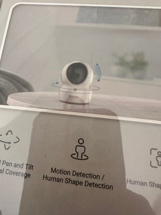 Cámara de seguridad EZVIZ H6c A ESTRENAR
