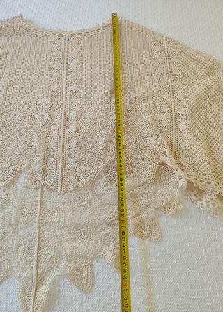 Poncho de crochet de Anthropologie. Talla XS/S